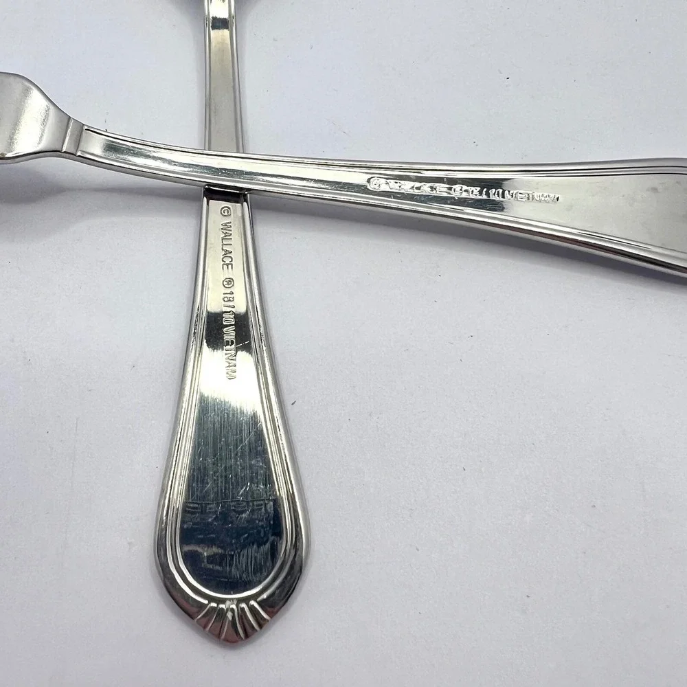 Wallace Silver Chatham Bead Sugar Shell Spoon and Butter Spreader Set Stainless